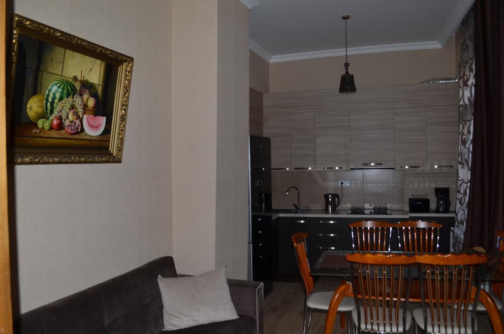 Happy Home Sololaki Tbilisi Exterior photo