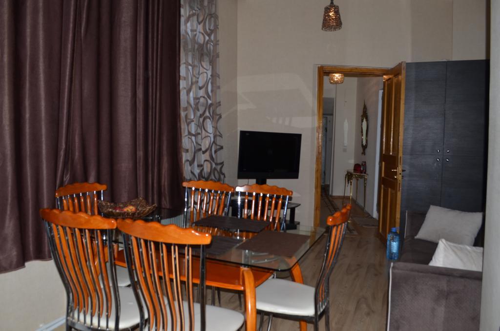 Happy Home Sololaki Tbilisi Exterior photo